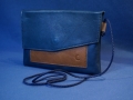 Les_Cuirs_de_Lune_Pochette_Onde_bleu_canard_camel