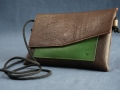 Pochette Home brun, vert prés